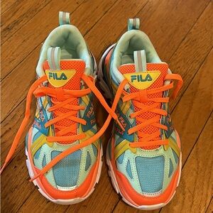 Colorful Fola Sneakers, size 9